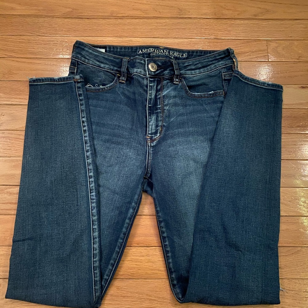 American Eagle High Waisted Jeans
